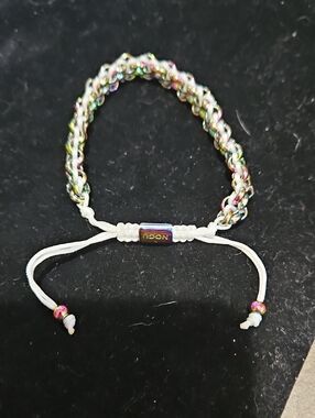 NOGU Braided Adjustable Bracelet in Iridescent Multi & White